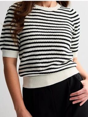 Draper James Puffed Sleeve Striped Sweater with Scalloped Detail Size Large